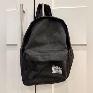 Herschel Classic™ Backpack | Mini - 6.5L